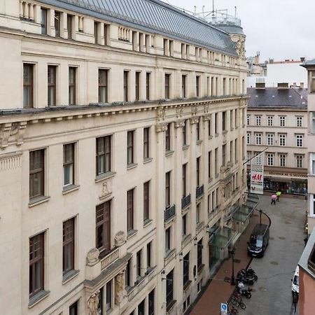 Aranykez 4-6: Downtown Studio Budapest Exteriör bild