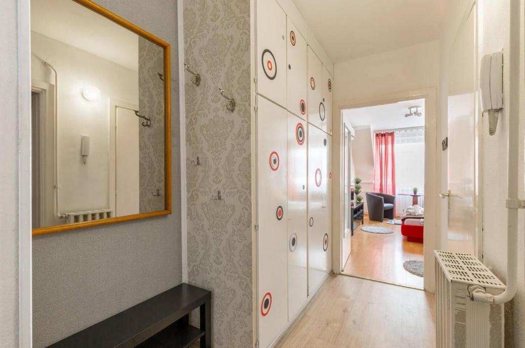 Aranykez 4-6: Downtown Studio Budapest Exteriör bild